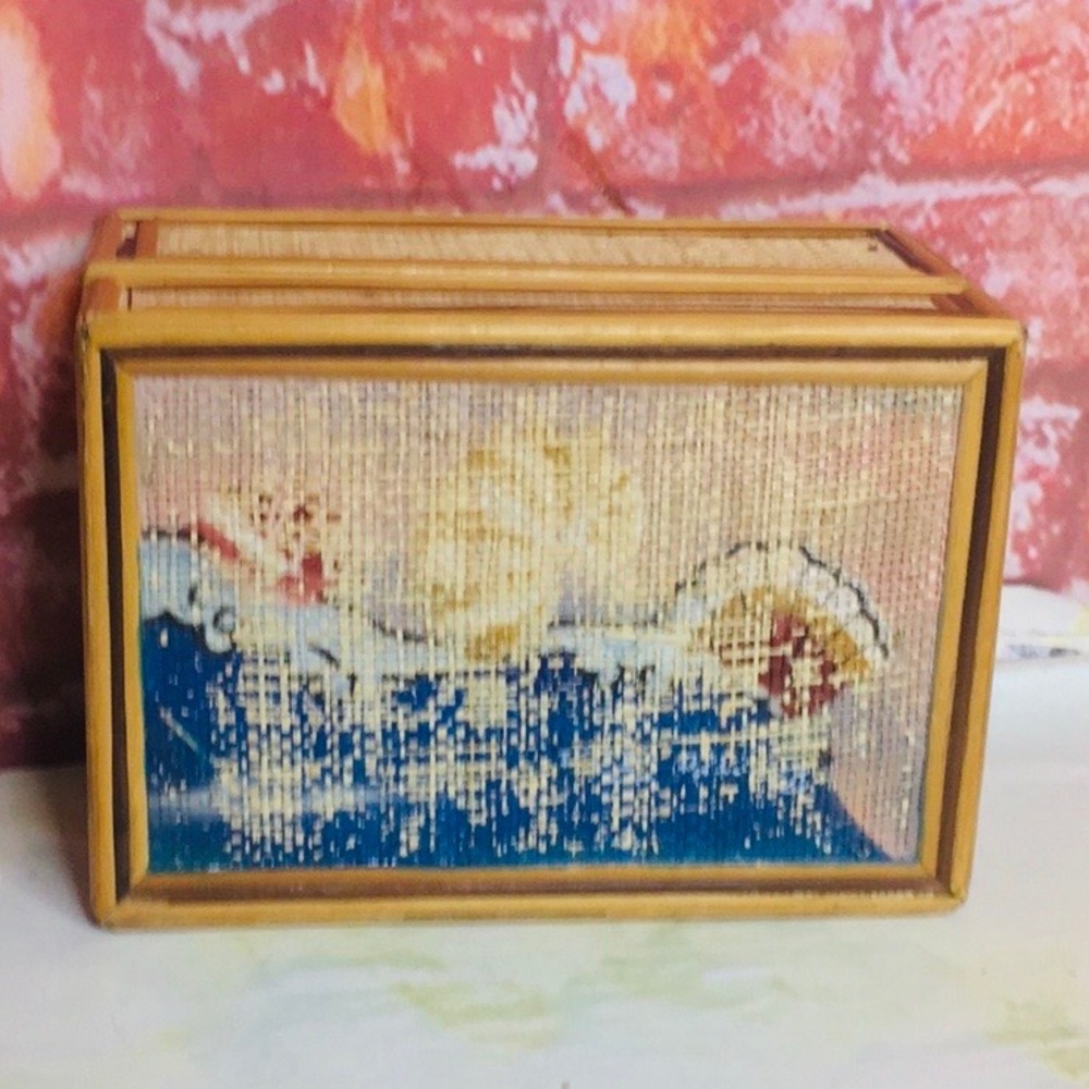 Vintage MCM Woven Rattan Bamboo Naitical Trinket Box